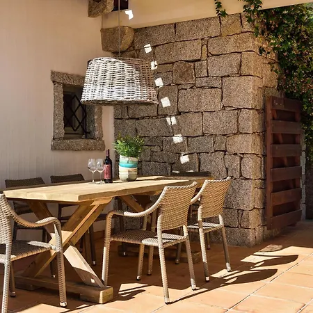 Li Conchi 15 Villa